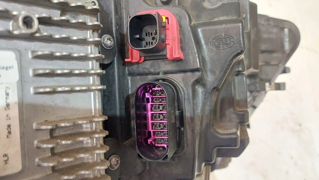 LAMPA FATA AUDI A6 4G STANGA LED MATRIX 4G0941035 Product image