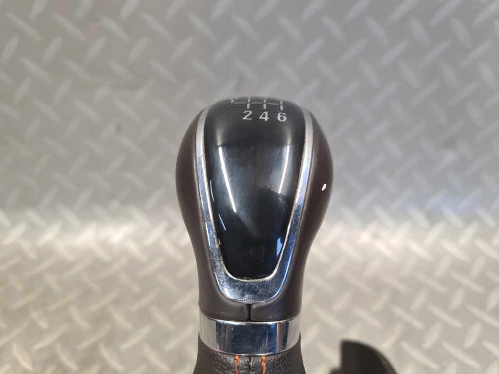 Pârghie BUN SELECTOR BOLD MERIVA II B 1.4 TURBO 6 VITEZI MARO Product image