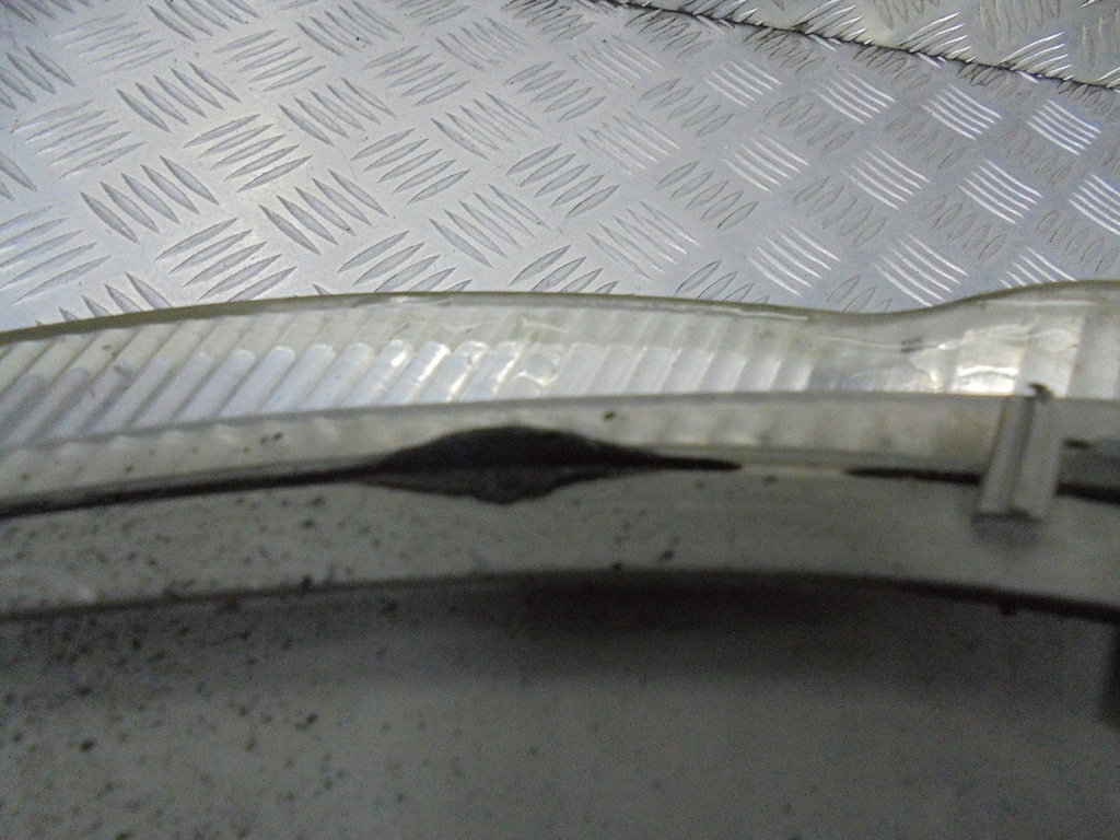 LAMPA STANGA FATA ALFA ROMEO 147 EUROPA Product image