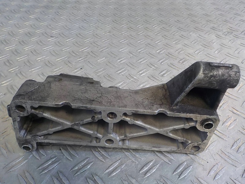 Iveco Daily 5th 3.0 11- LABETA DE MONTARE MOTOR Product image