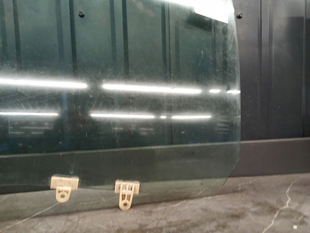 Fereastra din spate stânga Nissan Almera N15 95-00 Product image