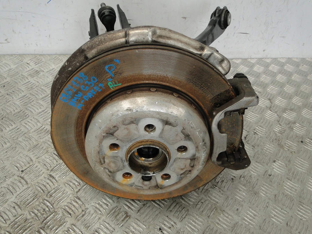 Fusa spate BMW 5 G30 2.0D 4X4 2021 LIFT M PACHET 6861138 6861137 Product image
