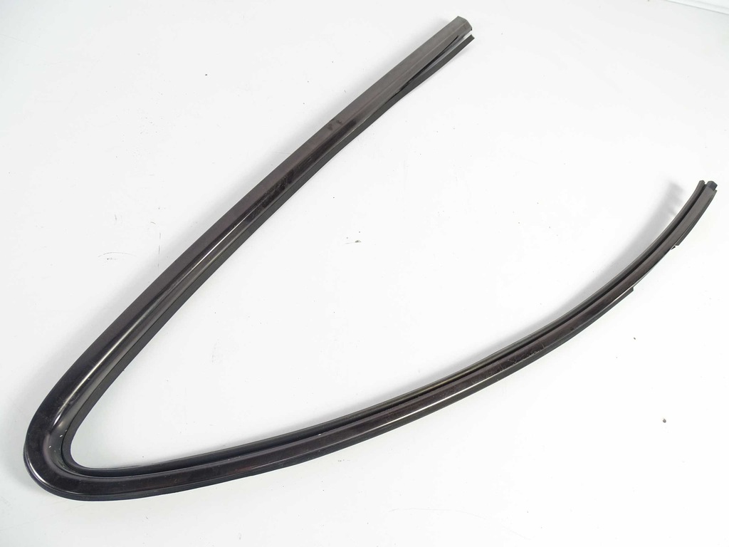 Mercedes W208 COUPE BANDA DECORATIVA GEAM, STANGA SPATE Product image