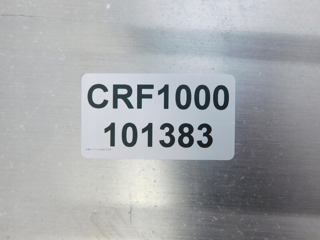 HONDA CRF 1000 AFRICA TWIN CUTIE LATERALĂ DREAPTA FĂRĂ CHEIE Product image