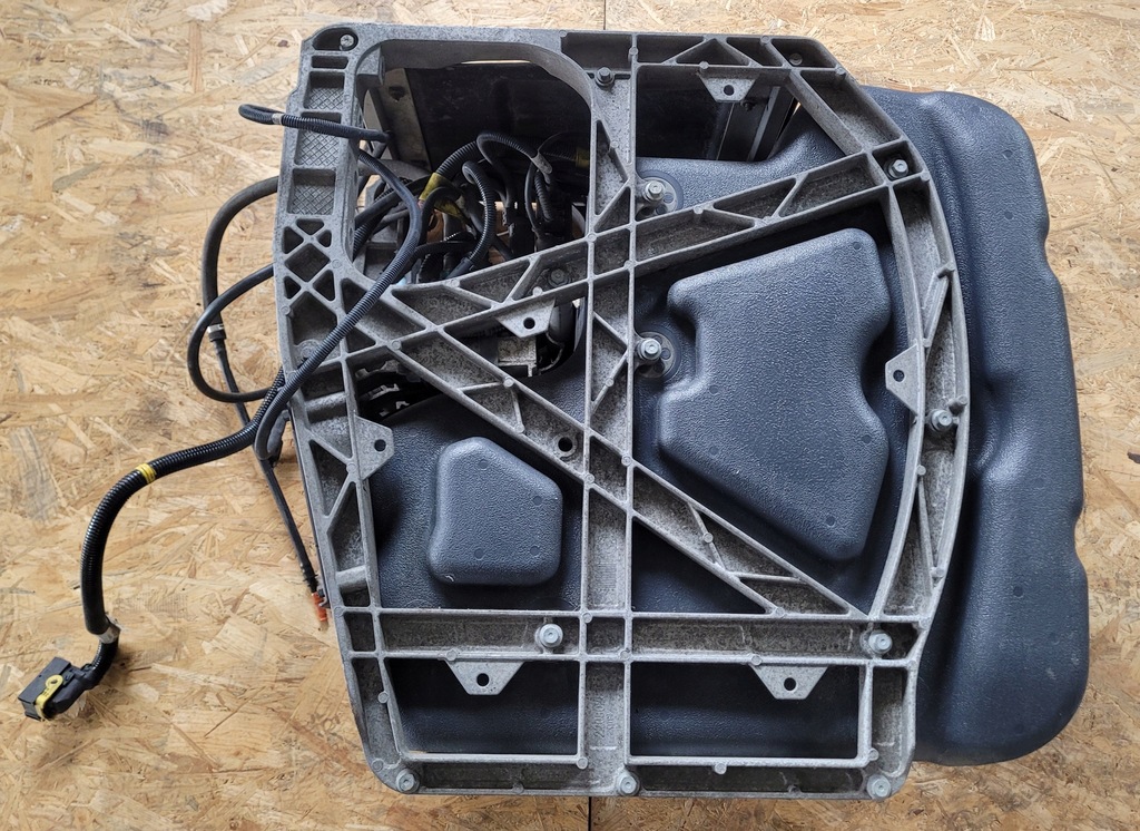 Rezervor AdBlue pompa SMOK VOLVO FH4 RENAULT T EURO 6 FV 21226079 Product image