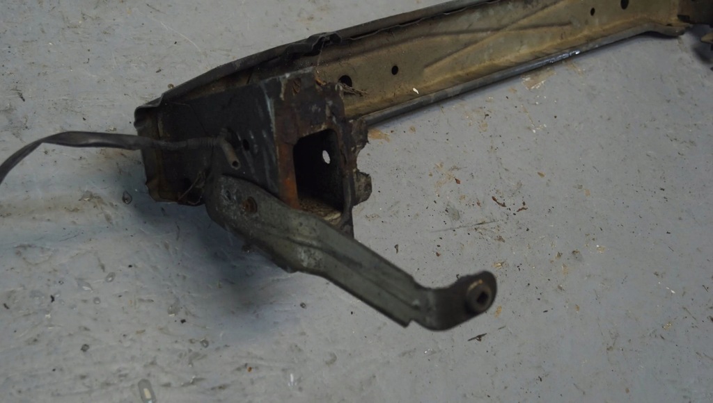 BASTĂ BARĂ FATA SUZUKI GRAND VITARA II (Y708) Product image