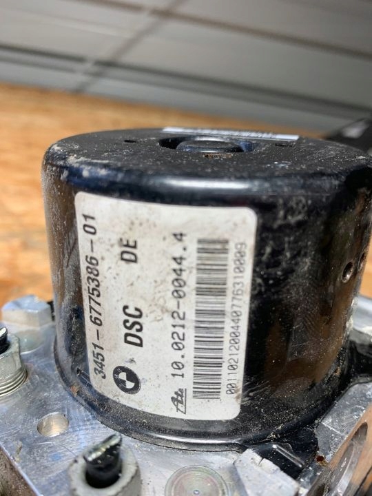 BMW E90 E91 POMPA ABS DSC 6775386 6775387 Product image