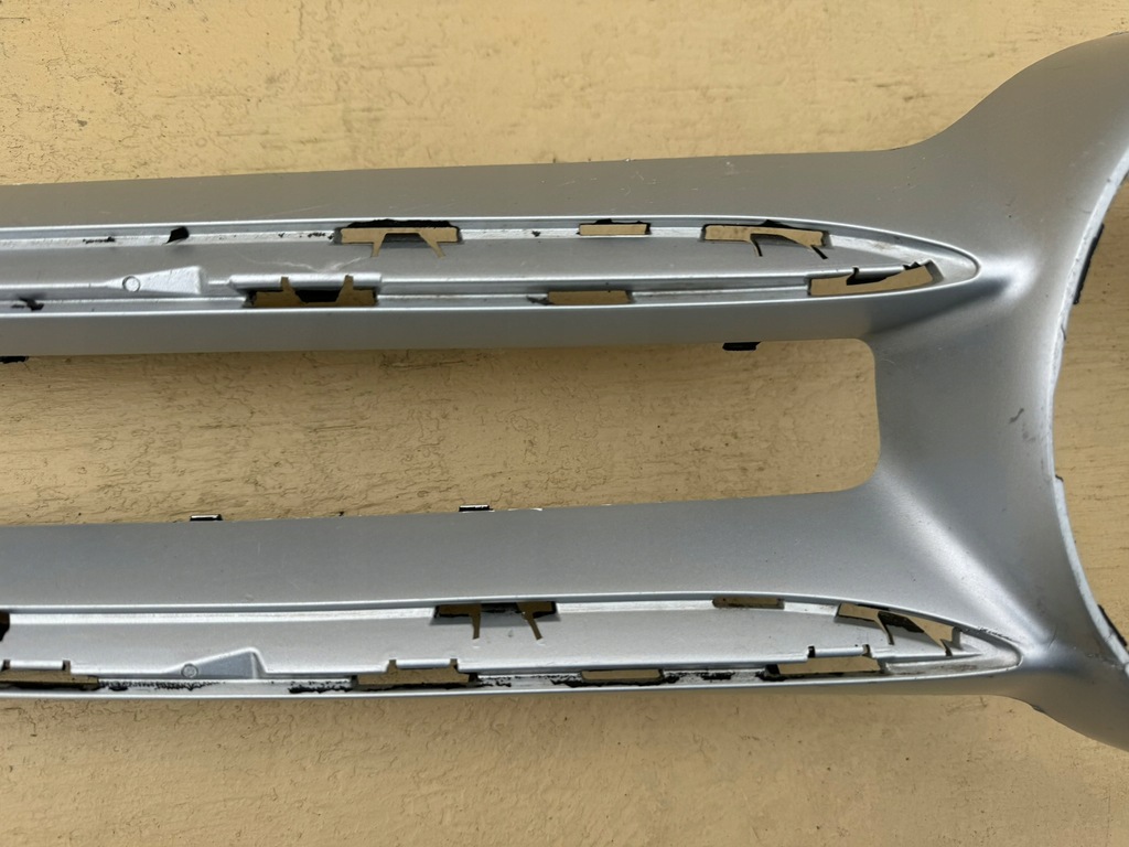 Mercedes B Clasa W246 II 11-18R Grill Bumper Dummy A2468880173 Product image