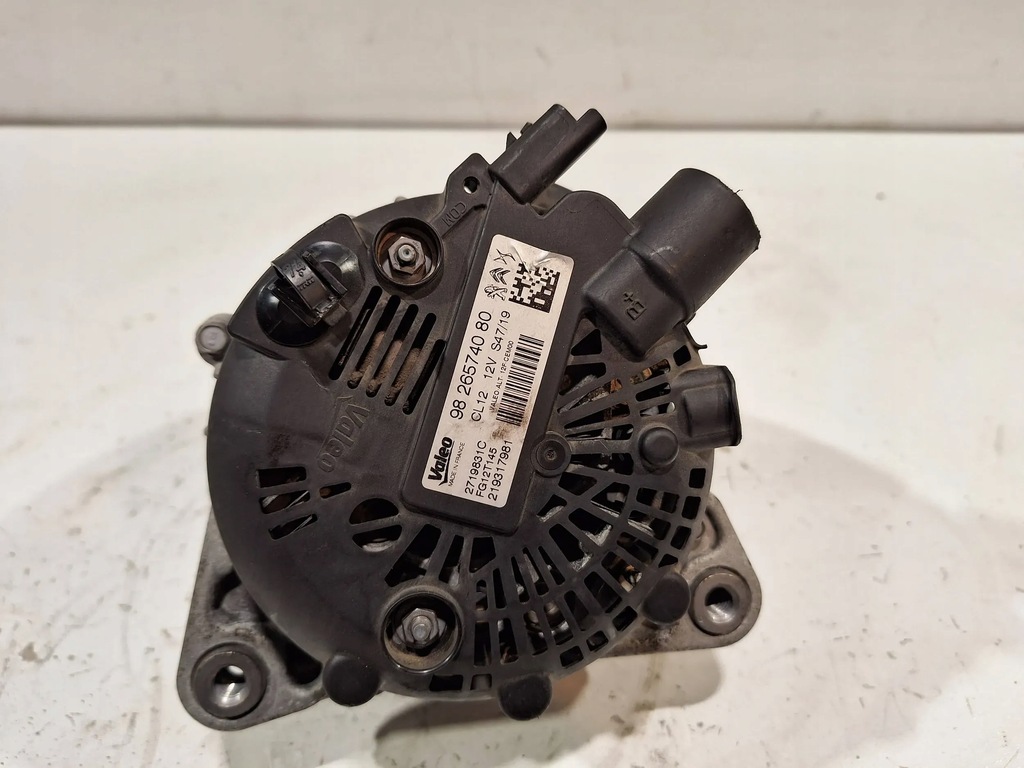 Alternator 982674080 Peugeot 208 II 1.2 THP 19- Product image