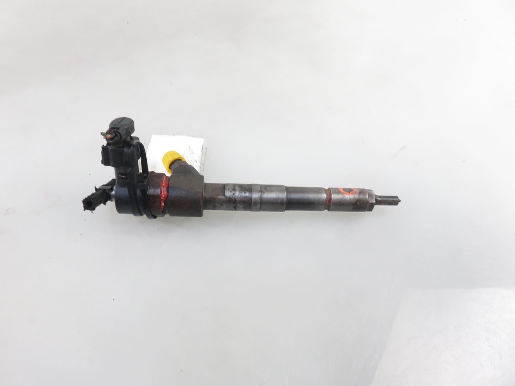 INJECTOR ALFA ROMEO 147 1.9 JTD 0445110111 Product image