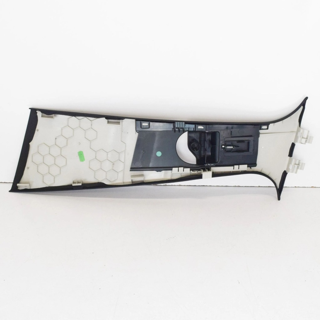Mercedes-Benz C W205 2014 Coperta superioară din partea dreaptă / B Product image