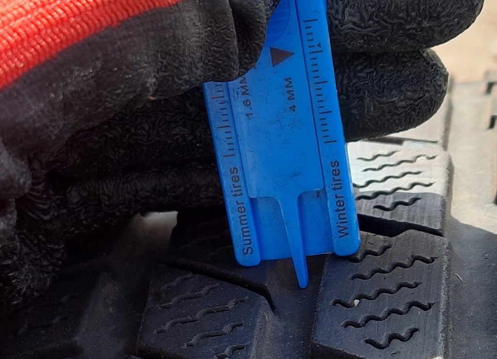 Anvelope de iarnă 195/70R16 94H Continental Cross Contact Winter Product image