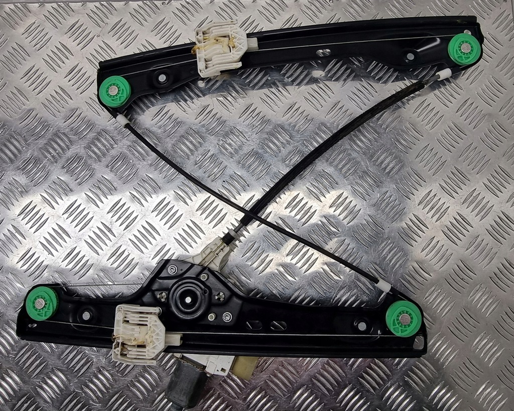 BMW E90 E91 MECANISM RIDICAT GEAM FATA DREAPTA 7060266 Product image