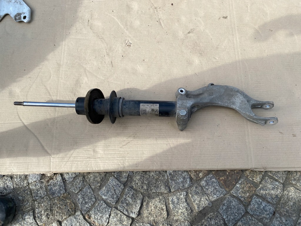 AUDI A6 C8 4K AMORTIZOR FURCĂ DREAPTA 4K0413031AG 4M0413038 ORIGINAL Product image