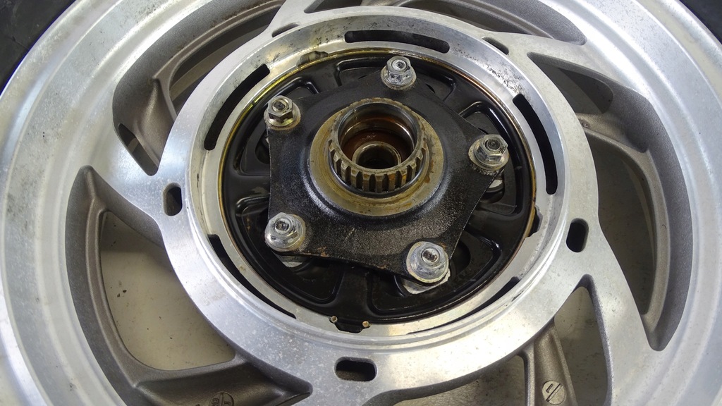 Honda PC 800 Pacific Coast Jantă Roată Suport spate Product image
