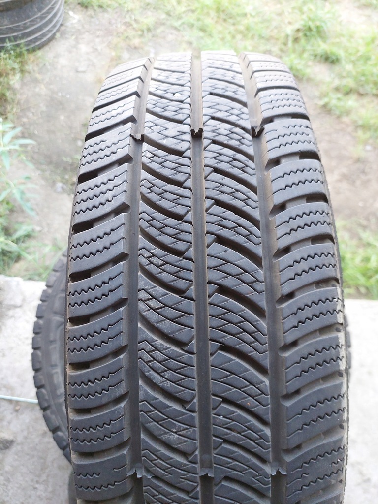 ANVELOPE 195/65R16C CONTINENTAL VANCOWINTER 2 9mm 1 BUC. (D68) Product image