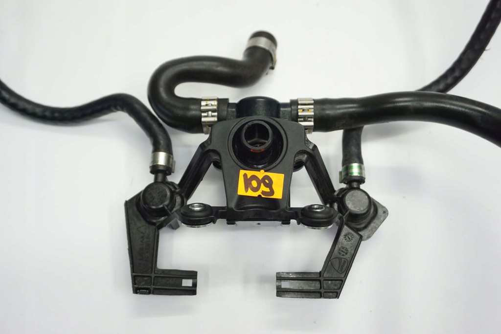 DUCATI MULTISTRADA V4 S 21- TERMOSTAT + CARCASA + FURtun TUV APA Product image