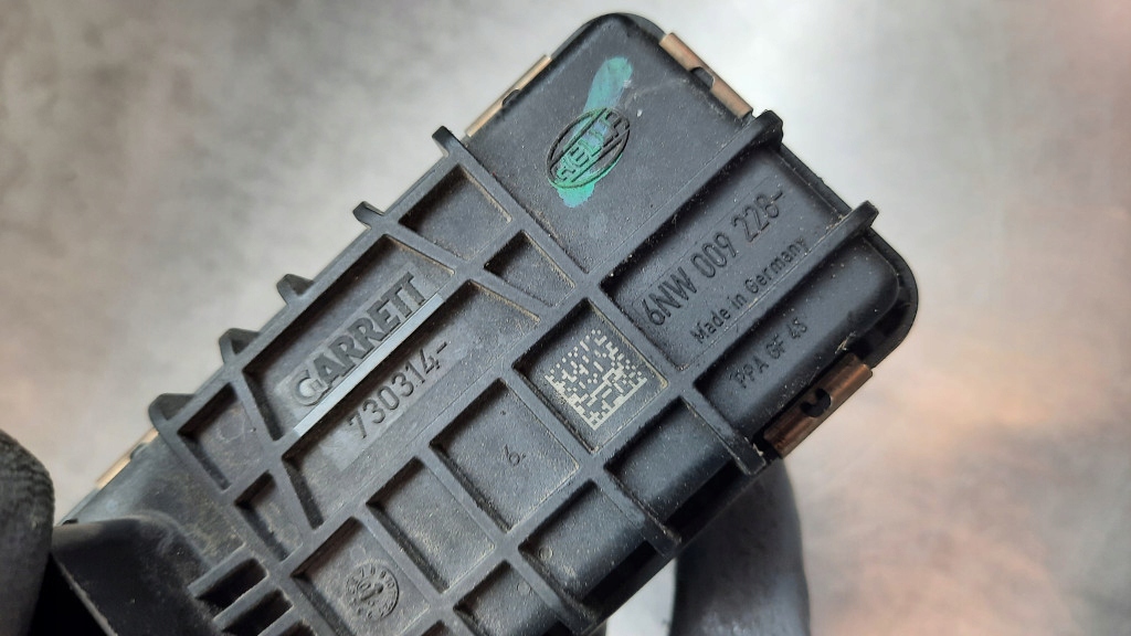 REGLATOR TURBINA 730314 6NW009228 VOLVO S60 V70 II 2.4 D5 185KM Product image