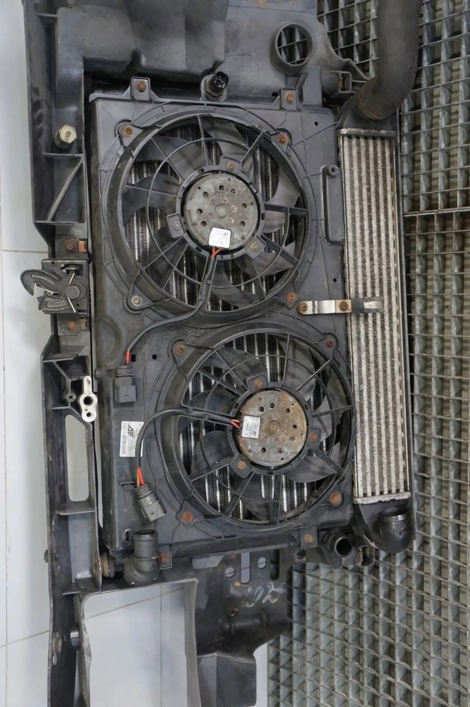CREAȚA FAȚĂ SET DE RADIATOR DE ARMATĂ FAȚĂ SEAT ALHAMBRA I LIFT Product image