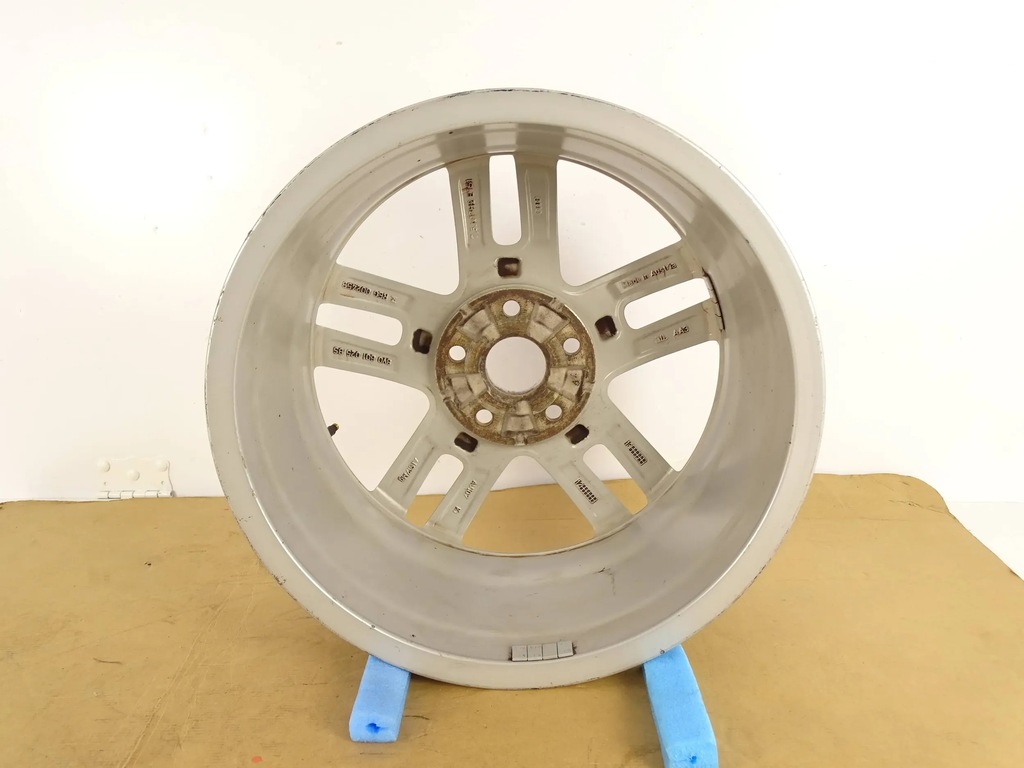 JANTE AUDI 7.5J x 17 H2 ET51 5X112 8V0601025BS Product image