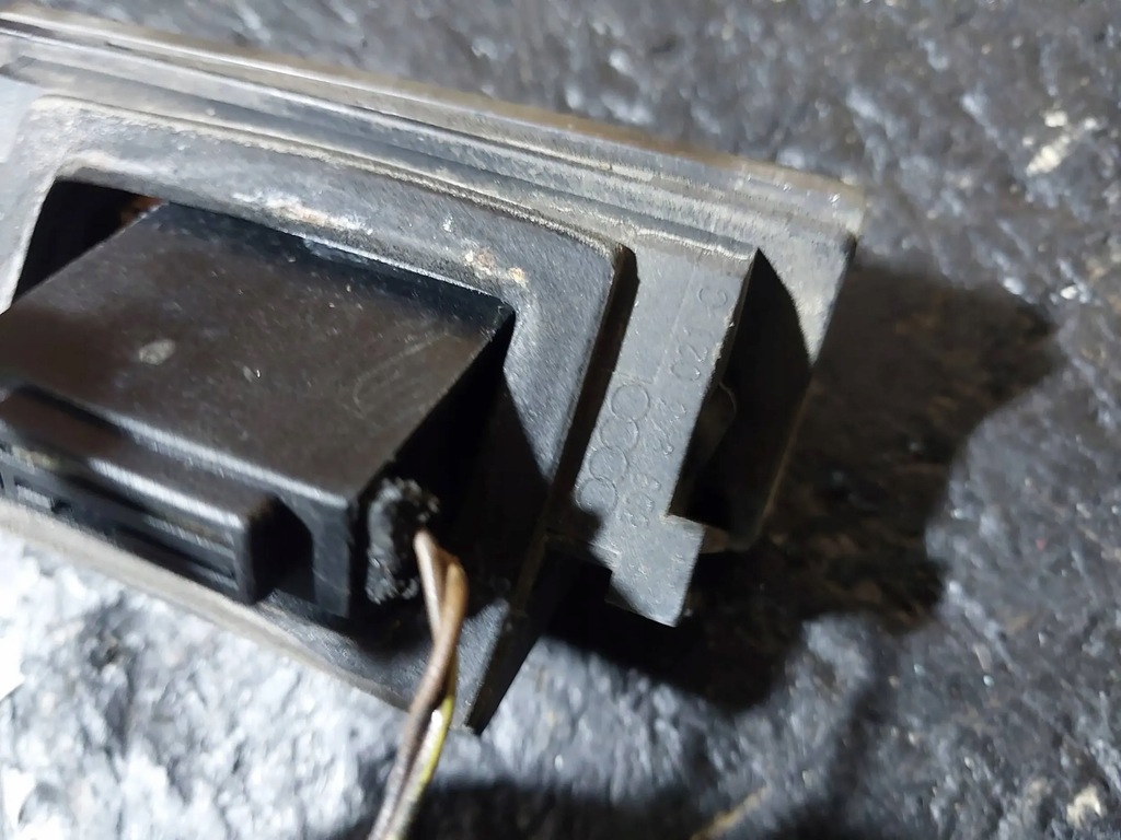 Audi A3 8L Lift lampă de înmatriculare spate 8D9945021G Product image