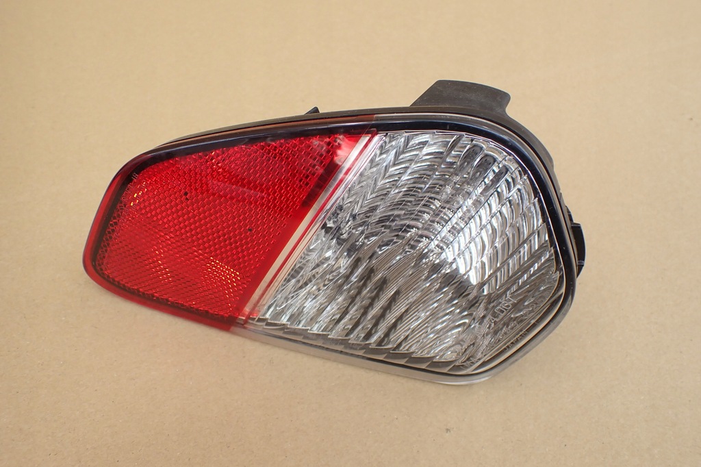 MITSUBISHI OUTLANDER LIFT 15- LAMPĂ SPATE DREAPTA ORIGINAL 1149-225R Product image