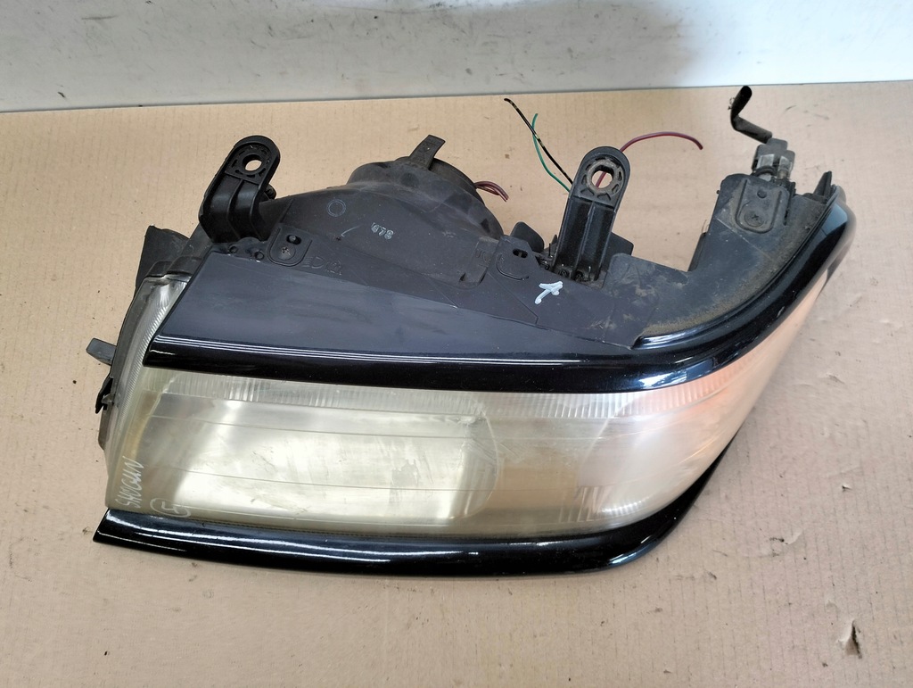 LAMPA STANGA FATA MITSUBISHI PAJERO SHOGUN SPORT I 1999-2006 UK Product image