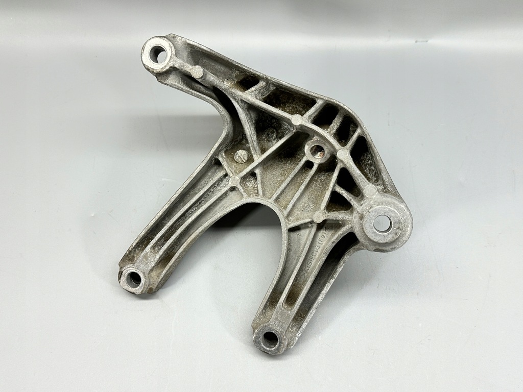 SUPORT MOTOR AUDI Q7 SQ7 Q8 II 4M LIFT 4.0 TFSI LEAP 4M0199307BF Product image