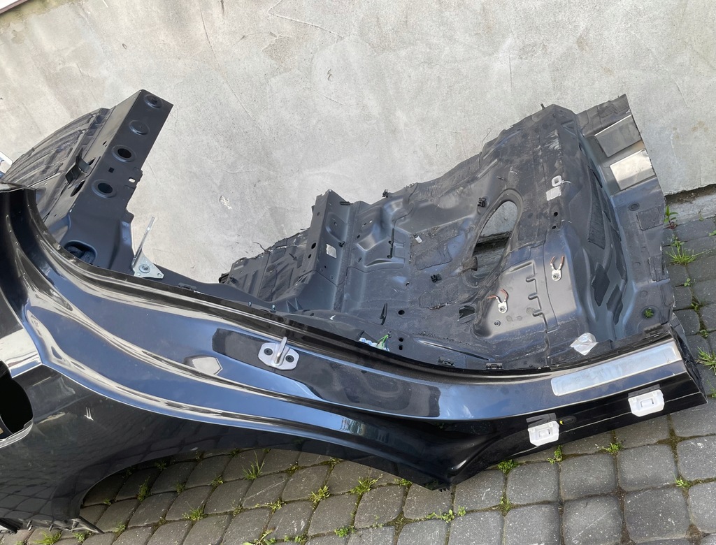 Mercedes E-Clasa E W214 Sedan Quarter Dight Înapoi în spate Product image