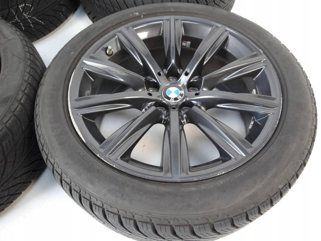 4 x JANTE BMW 5 G30 G31 6874440 8Jx18 IS30 cu anvelope Goodyear Product image