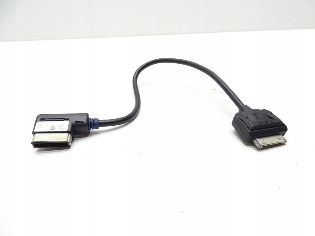 ADAPTATOR CABLU SARMA MMI AUDI VW SEAT 5N0035554K Product image