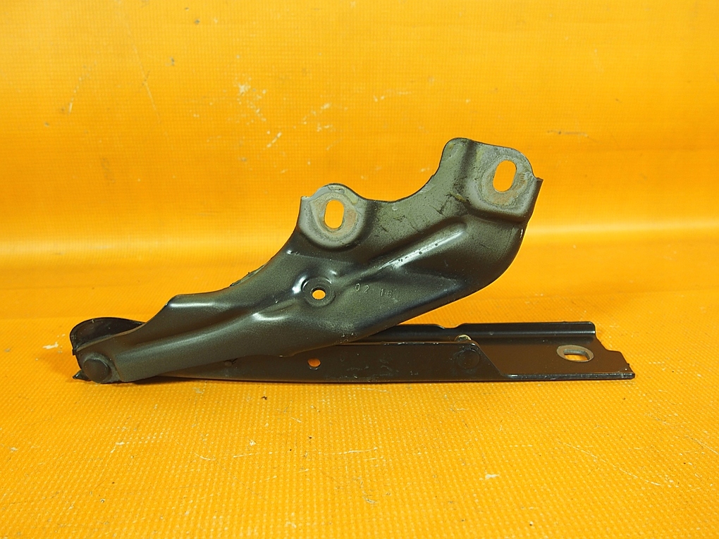Audi A6 4G LIFT 32KM Balamă capotă STÂNGA LY9T 4g8823301e Product image