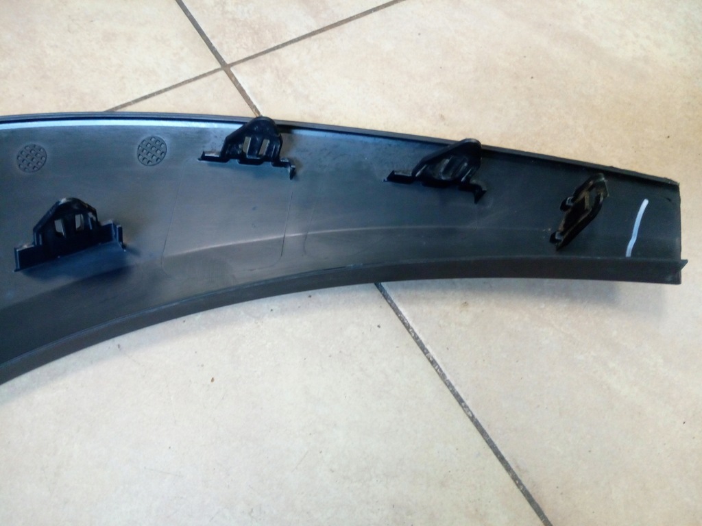 Toyota Aygo X '20 Fender Rows dreapta 75651-0H010 75605-0H020 Original* Product image