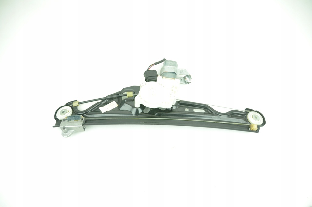 BMW E60 E61 GEAM DREAPTA 7184746 Product image