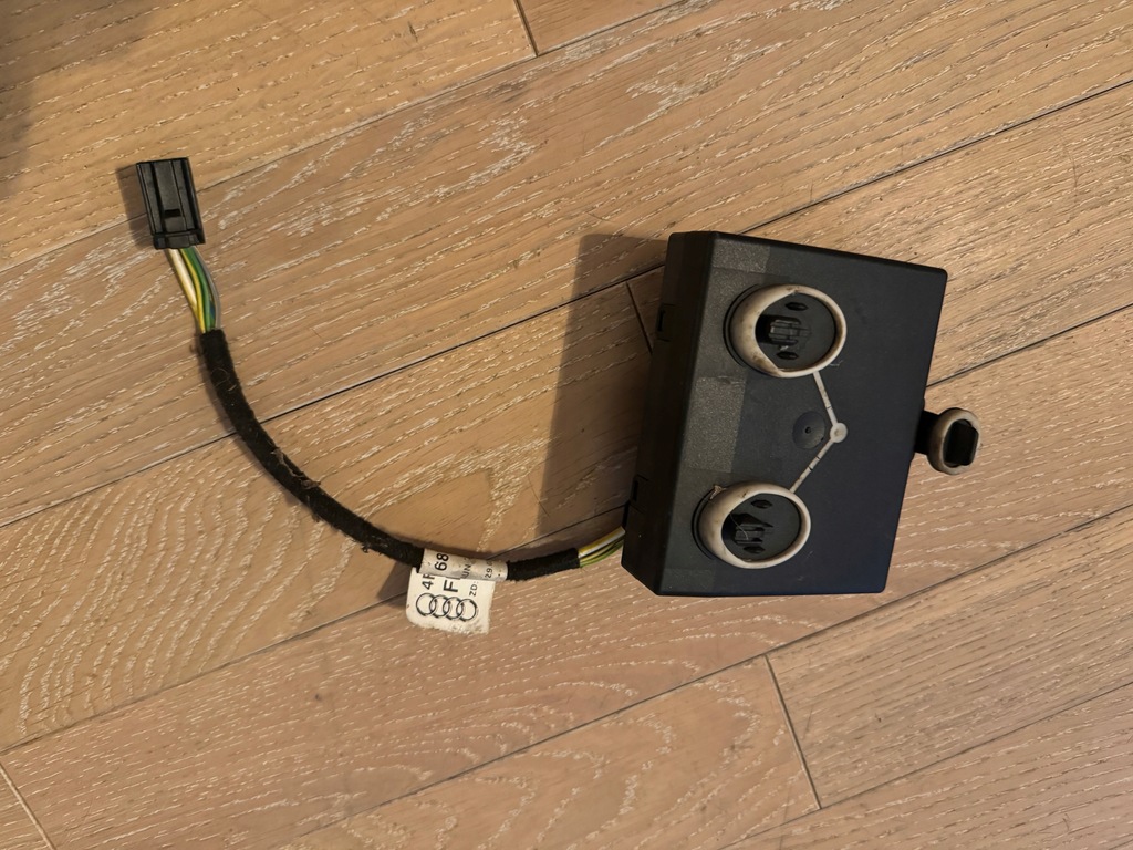MODUL CONTROLLER UȘĂ SPATE STÂNGA AUDI A6 C6 LIFT Product image