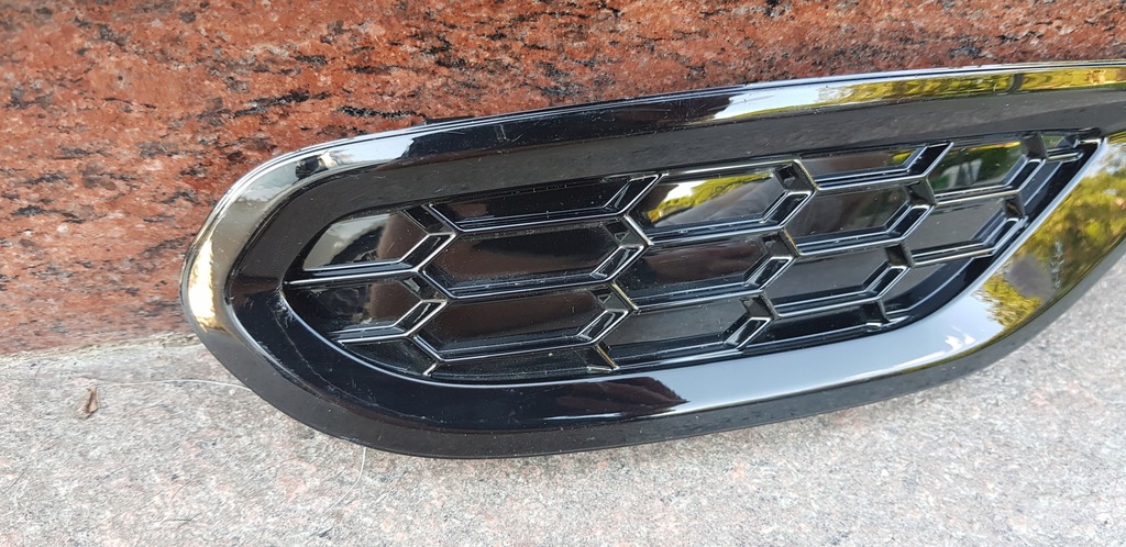 FORD MONDEO MK5 ST LINE CAPAC BARĂ SPATE L R Product image