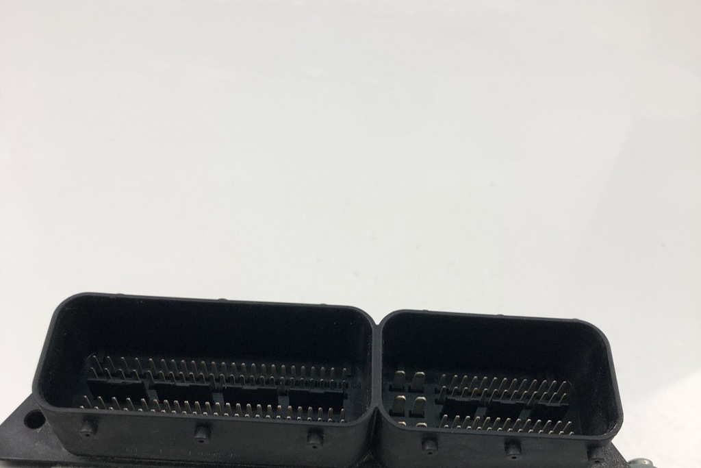 ECU Volvo S60 II 31336983 2011 Unitate de control al motorului Product image