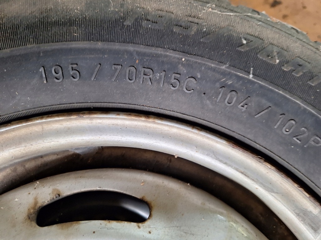 JANTE FORD TRANSIT 5x160 DĘBICA QUARTET FRIGO 195/70 R15C 6.65 mm Product image