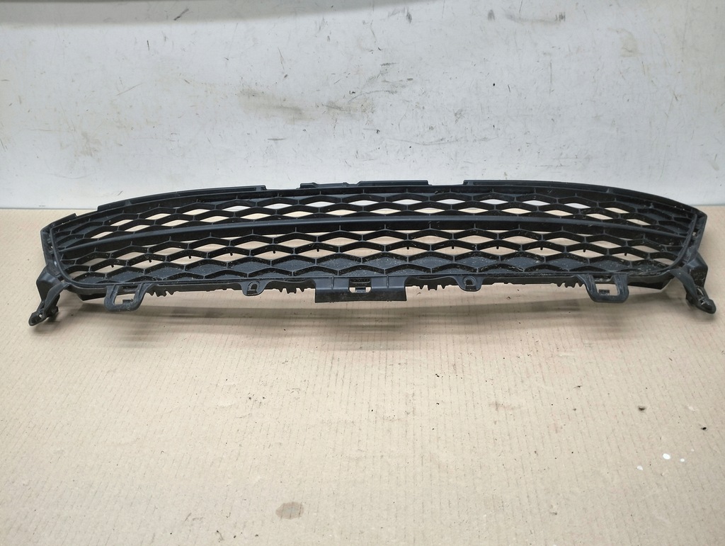GRILĂ CENTRALĂ BARĂ FATA MAZDA 6 GH LIFT 2010-2012 Product image