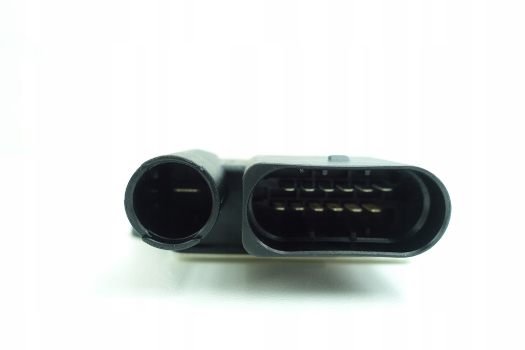 Mercedes W463 W211 W639 W164 Candle Recorder A6429002700 A6429005701 Product image