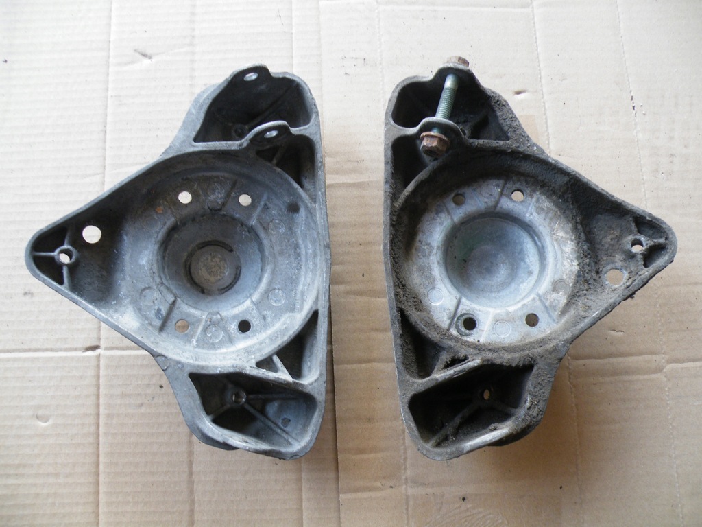 Audi A6 C5 A4 B5 montare suport amortizor dreapta stanga fata 8D0412383E Product image