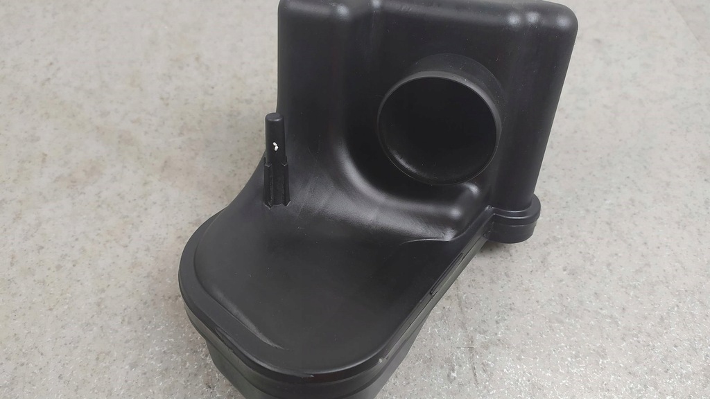 Rezonator aerian Nissan Primera P12 01-08 1,8 115 km qg18de Product image