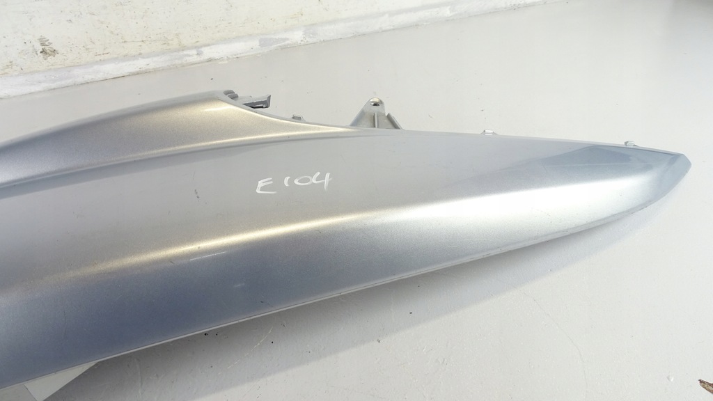 E104 Yamaha Majesty YP 400 Capac caren spate lateral stânga Product image