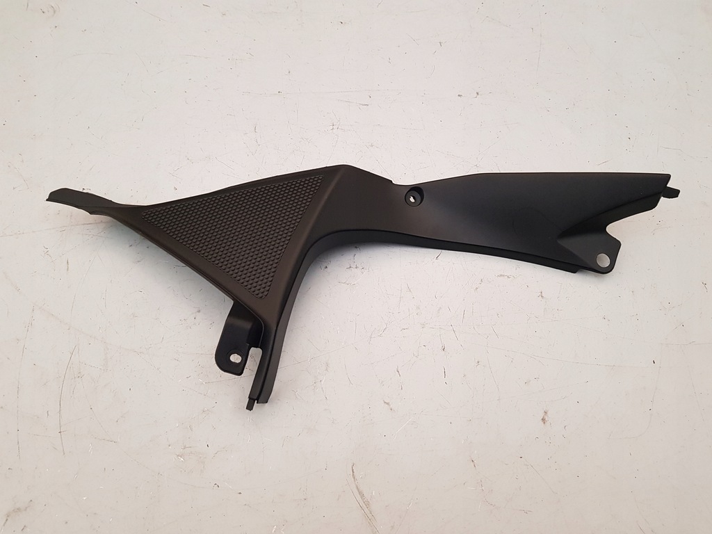 Sala de umplere a bolului din stânga dreapta Yamaha YZF 125 R 2008-2018 COVER 08- Product image