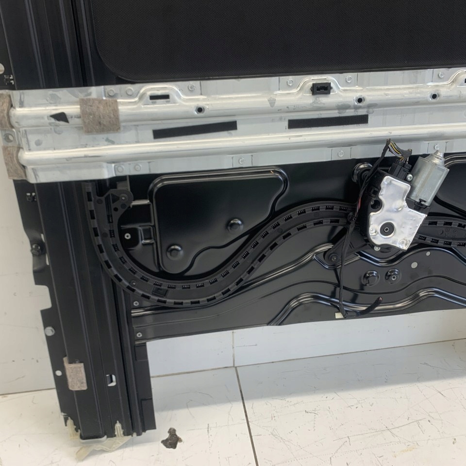 Trapa completa, sticla, geam de plafon BMW 7 G11 G12 750i 16r Product image