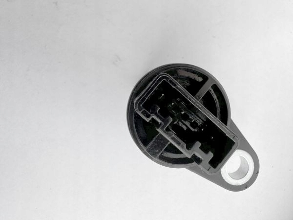 TOYOTA AURIS II LIFT 1.8 CONECTOR HIBRID SUPPORT CUTIE 82824-47260 Product image