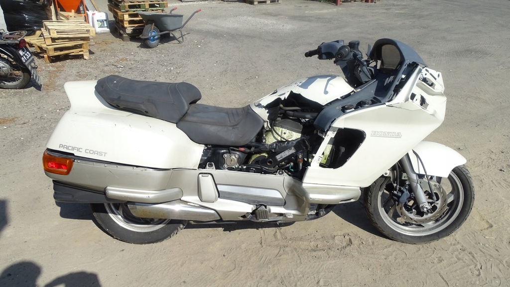 Honda PC 800 Pacific Coast Jantă Roată Suport spate Product image