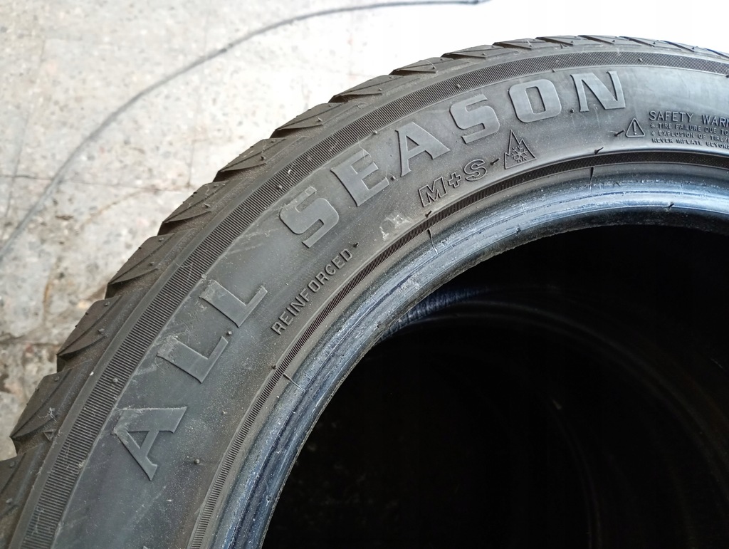 Toate sezonul Novex 215/55R17 5.5mm 18r anvelope Product image