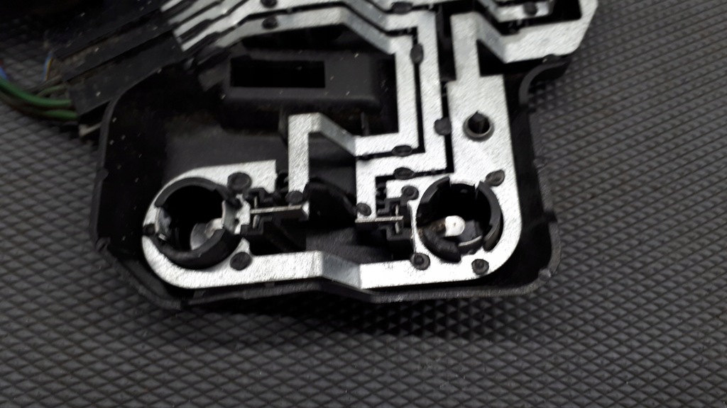 inserție lămpi spate stânga ROVER 200 Product image