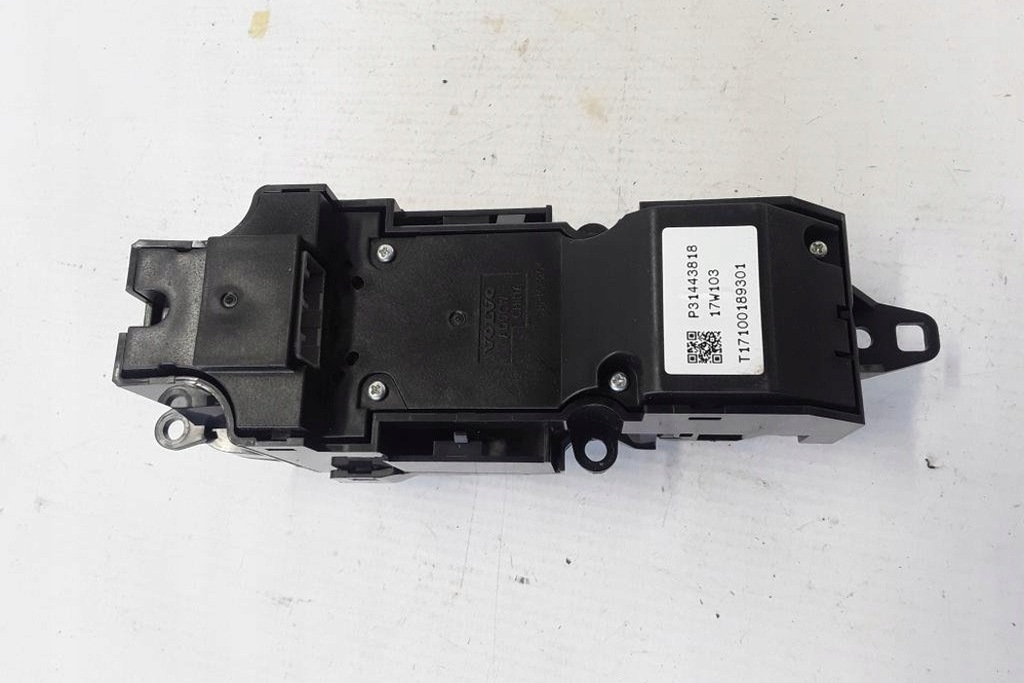 Start/Stop Volvo V90 II 31443818 2017 Buton Product image